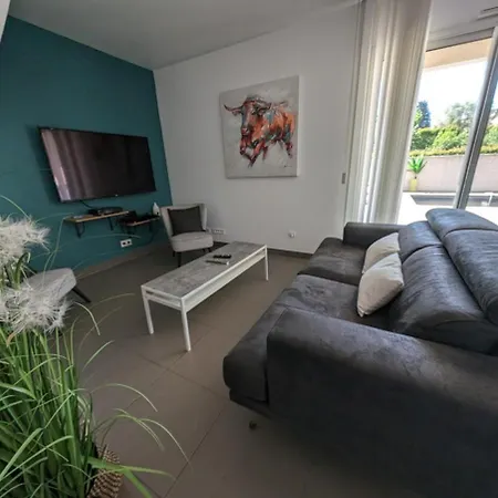 With Air-conditioned Pool, 15 Minutes From Beaches And Montpellier Villa *